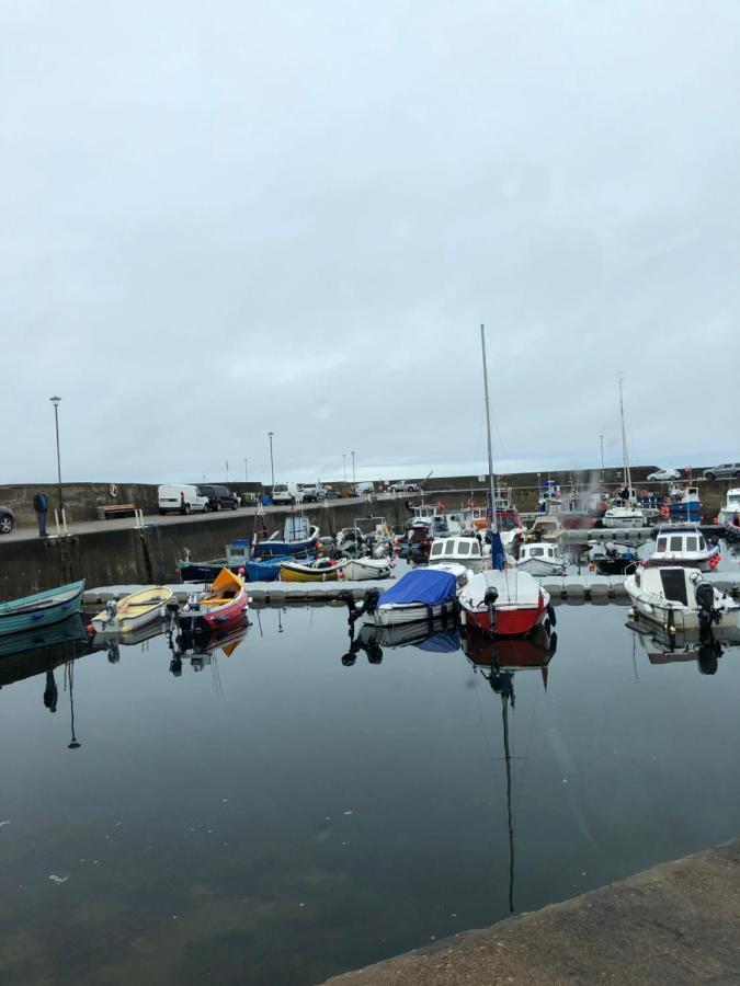 Вілла Puffins Nest Gardenstown Екстер'єр фото