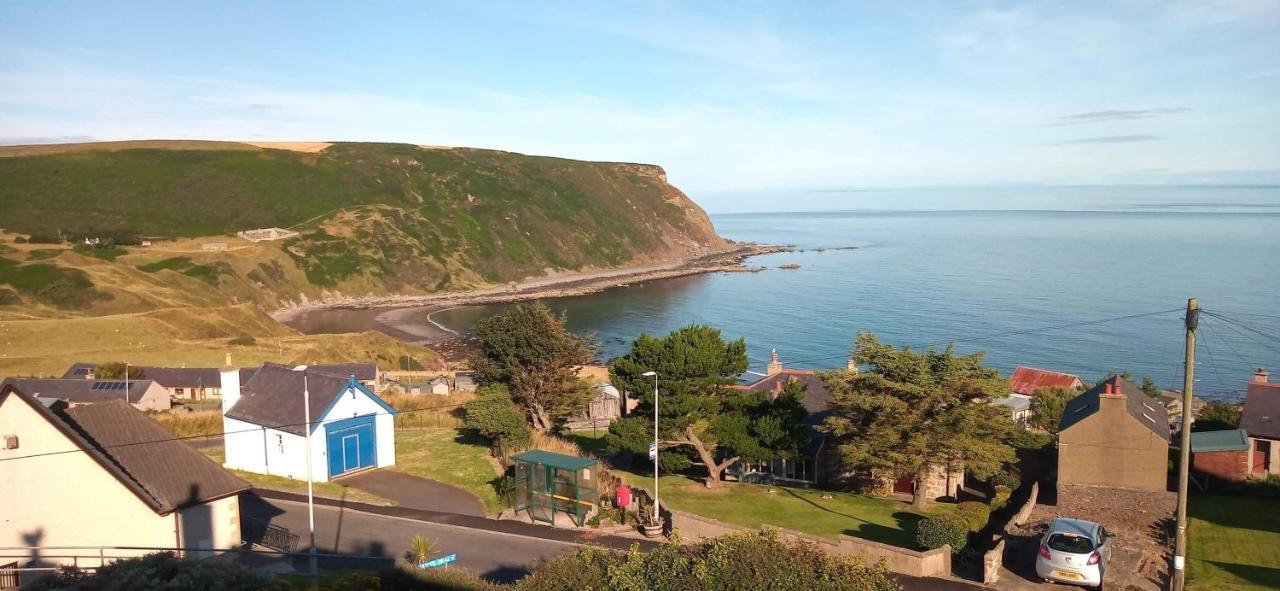 Вілла Puffins Nest Gardenstown Екстер'єр фото